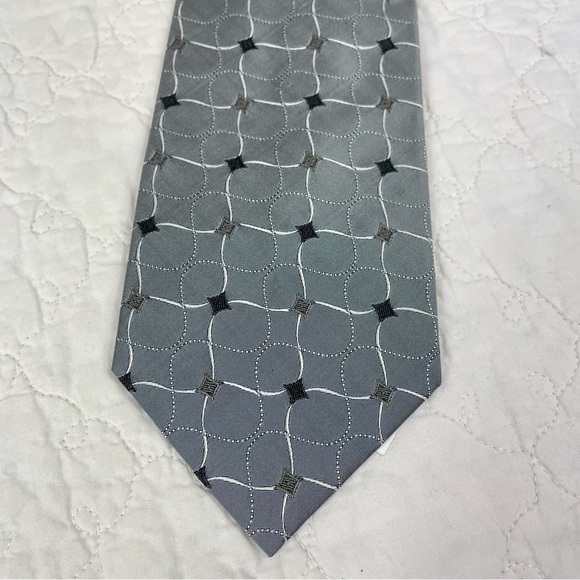 🔥NWT Britches Of Georgetowne Gray Tie 100% Silk Made By Hand In America - Picture 4 of 8